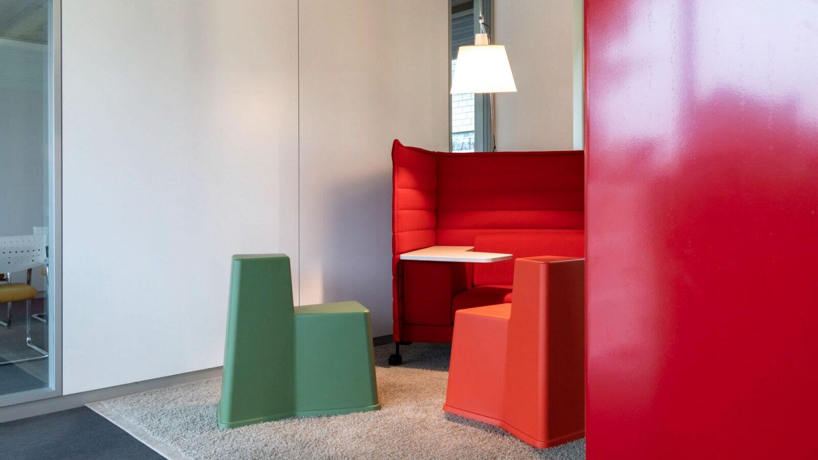 projekt k Referenzprojekt Büroeinrichtung Atair Vitra Alcove