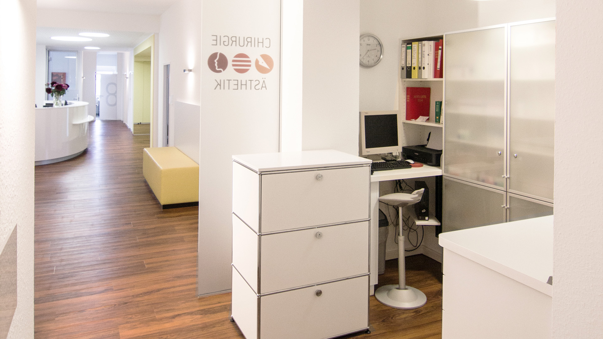 Dermatologische Praxis Münster Einrichtungskonzept Backoffice